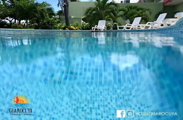 Hotel Guarocuya Barahona piscina